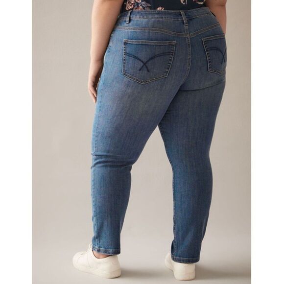 Pennington’s Straight Leg Blue  Jean - d/C JEANS Size 16 - Picture 2 of 10